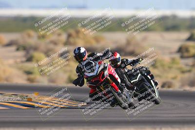 media/Nov-06-2023-Moto Forza (Mon) [[ce023d0744]]/3-Intermediate Group/Session 5 (Turn 4)/